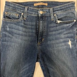 Joe’s Jeans distressed high rise skinny ankle Jean size W27